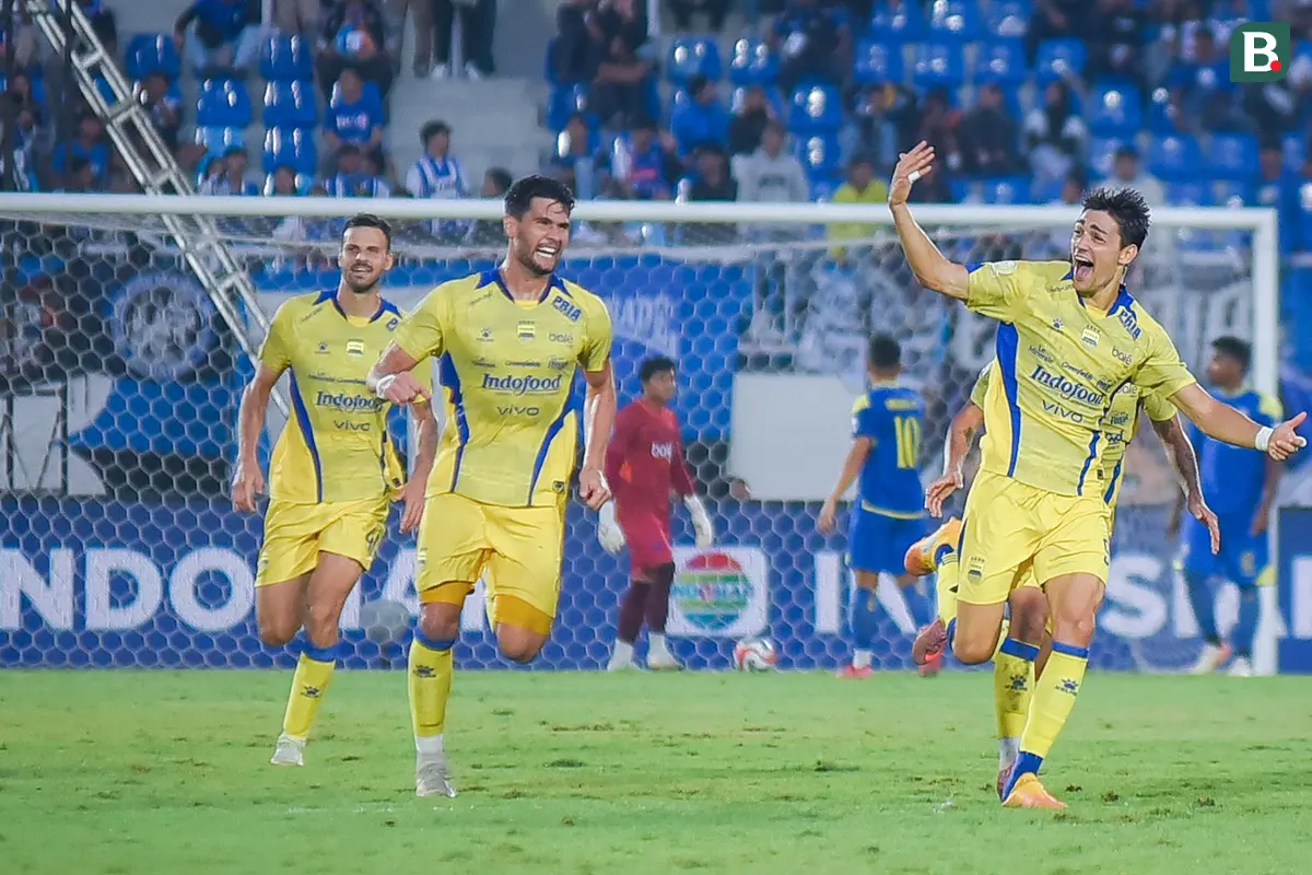 Foto: 10 Pemain Persib Bandung Sukses Persembahkan Comeback Dramatis di Kandang Arema FC pada Lanjutan BRI Super League