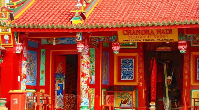Klenteng Chandra Nadi. (dok. Instagram @ayuamandasitanggang/ https://www.instagram.com/p/BYcMf8wD601/?igshid=16xkg6vqswjz / Melia Setiawati)
