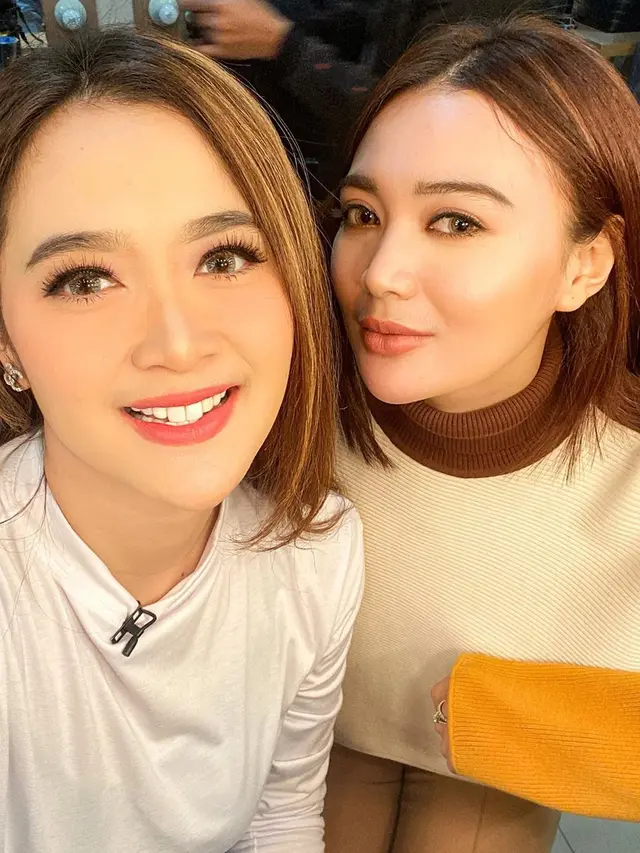 5 Potret Kebersamaan Wika Salim dan Vega Darwanti, Bak Kakak Adik