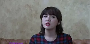 Setelah malang melintang dalam industri musik, Vicky Shu menjajal peruntungannya di dunia seni peran.