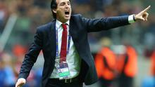 LAPANG DADA - Unai Emery menerima secara lapang dada kekalahan Sevilla dari Barcelona di ajang Piala Super Eropa. (Marca)