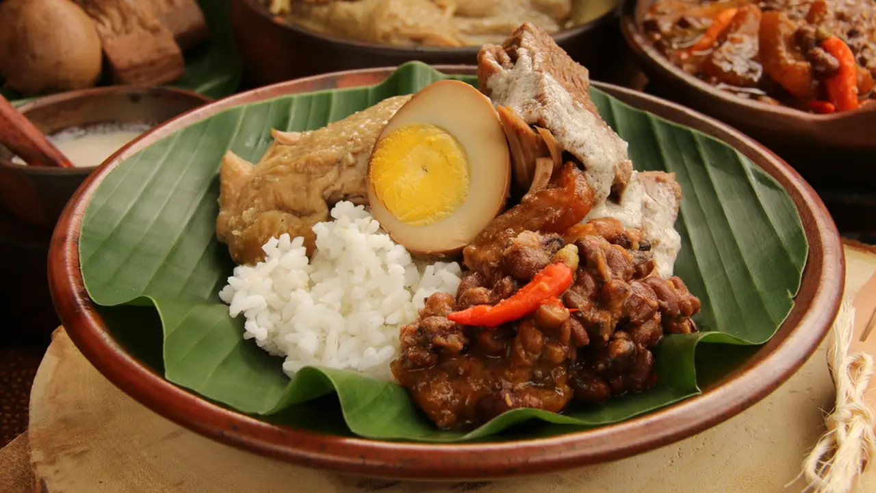 Makanan Berat Tradisional dengan Cita Rasa Khas Nusantara