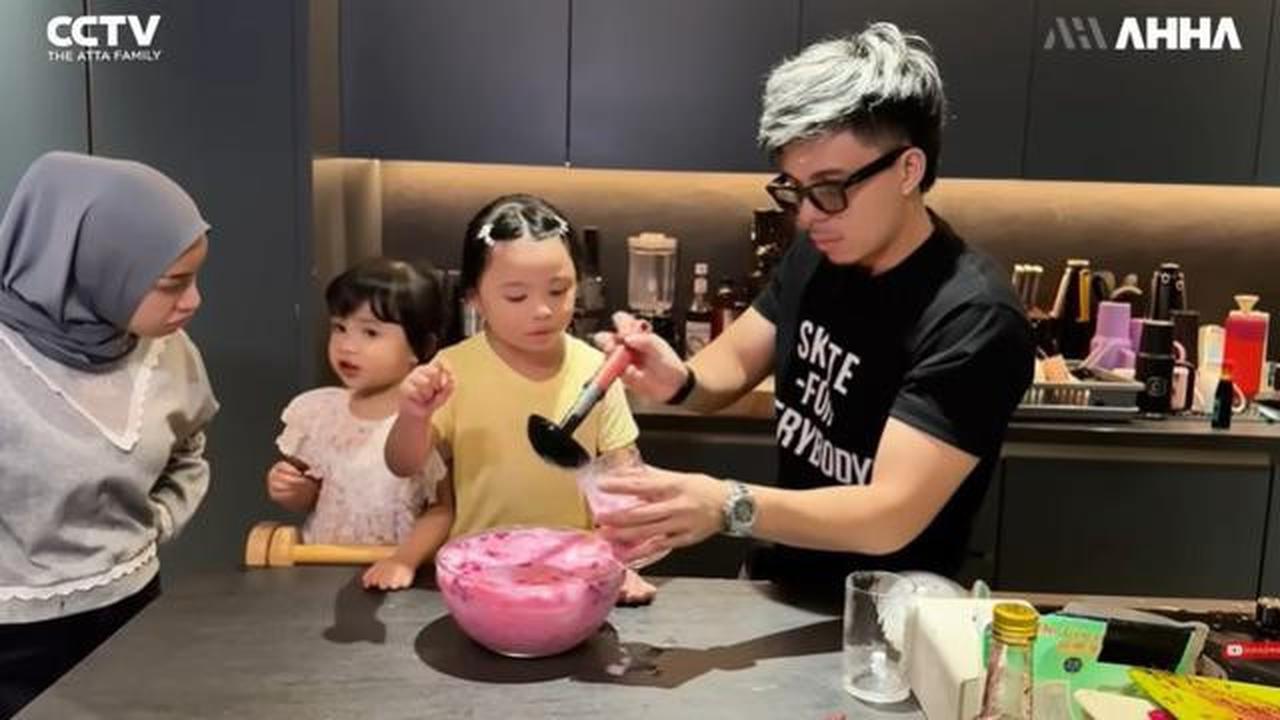 5 Potret Dapur Rumah Atta Halilintar, Ide Desain Modern Minimalis yang Elegan
