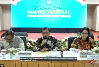 Komisi Yudisial (KY) mengumumkan sebanyak 23 peserta seleksi calon hakim agung dan hakim ad hoc Mahkamah Agung (MA) Tahun 2026 lolos tahap seleksi kesehatan, kepribadian, dan rekam jejak. (Foto: Antara)