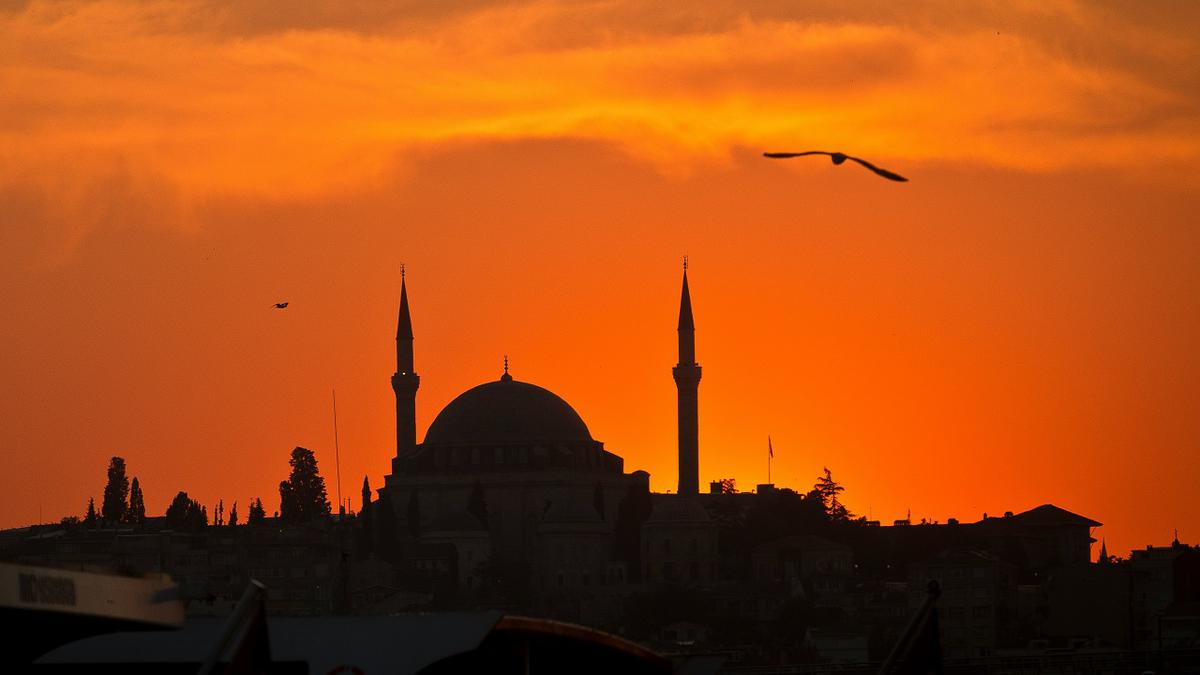 70 Ucapan Puasa Bahasa Jawa Kromo Inggil Lengkap dengan Artinya: Wujud Pelestarian Budaya