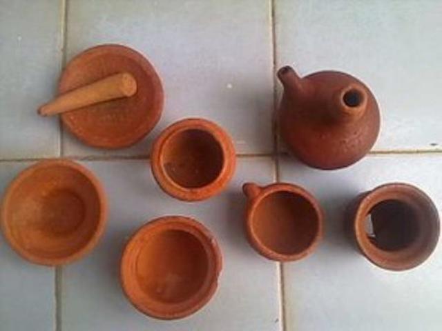 1. Metode Kendi Tanah Liat Tradisional