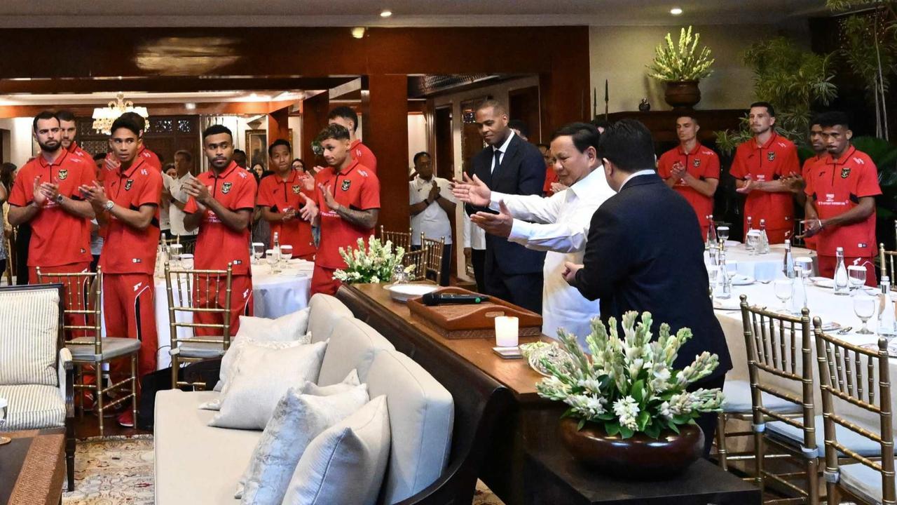 Para Pemain Timnas Indonesia hadiri jamuan makan siang di kediaman Prabowo