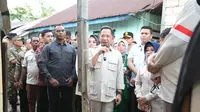 Mendagri Tito Tinjau Program BSPS, Sebut Negara Harus Hadir untuk Rakyat
