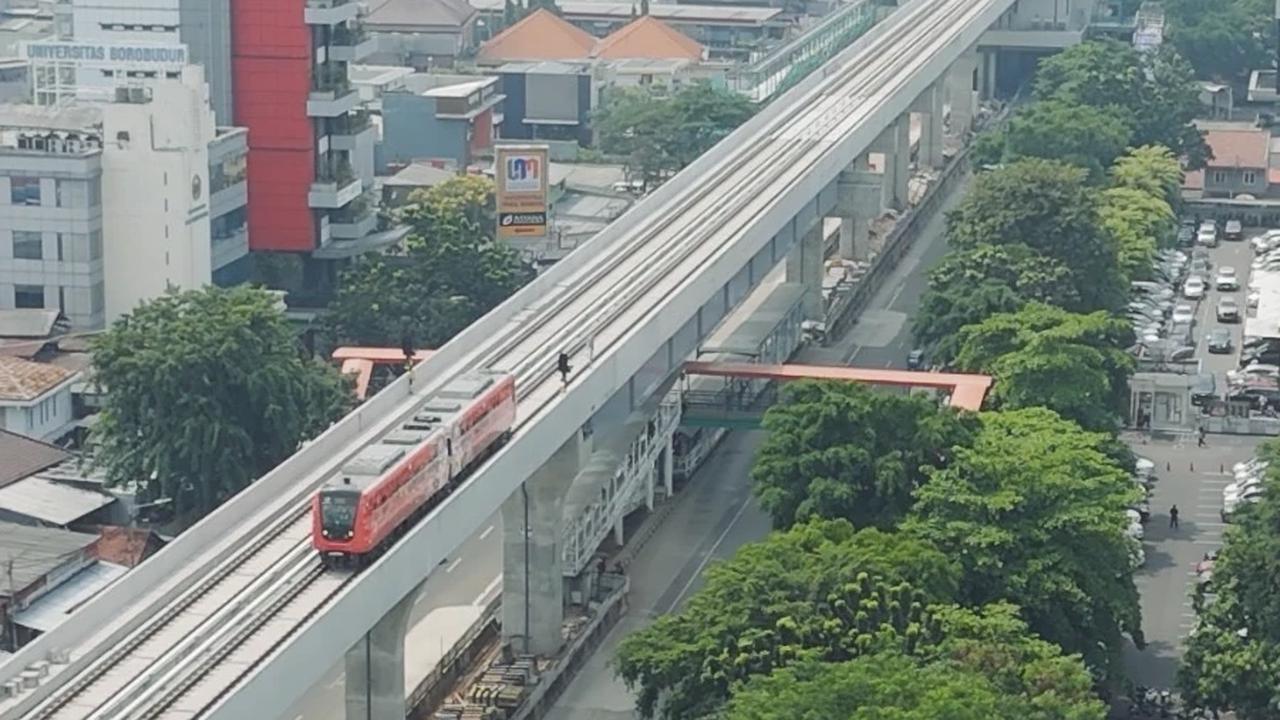 Uji Coba LRT Jakarta Fase 1B Dilakukan Hari ini