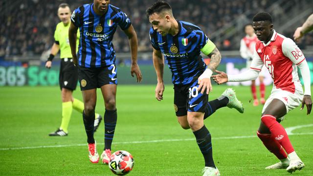 Foto: Lautaro Martinez Tak Terbendung, Borong 3 Gol Bawa Inter Milan Amankan Tiket Babak 16 Besar Liga Champions