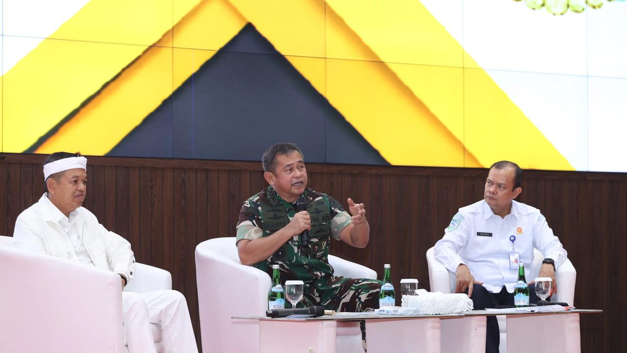 FOTO: TNI AD dan Pemprov Jabar Perkuat Kolaborasi Tangani Sampah dan Kekeringan