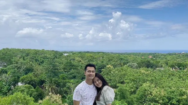 [Fimela] Eza Gionino dan Meiza Aulia