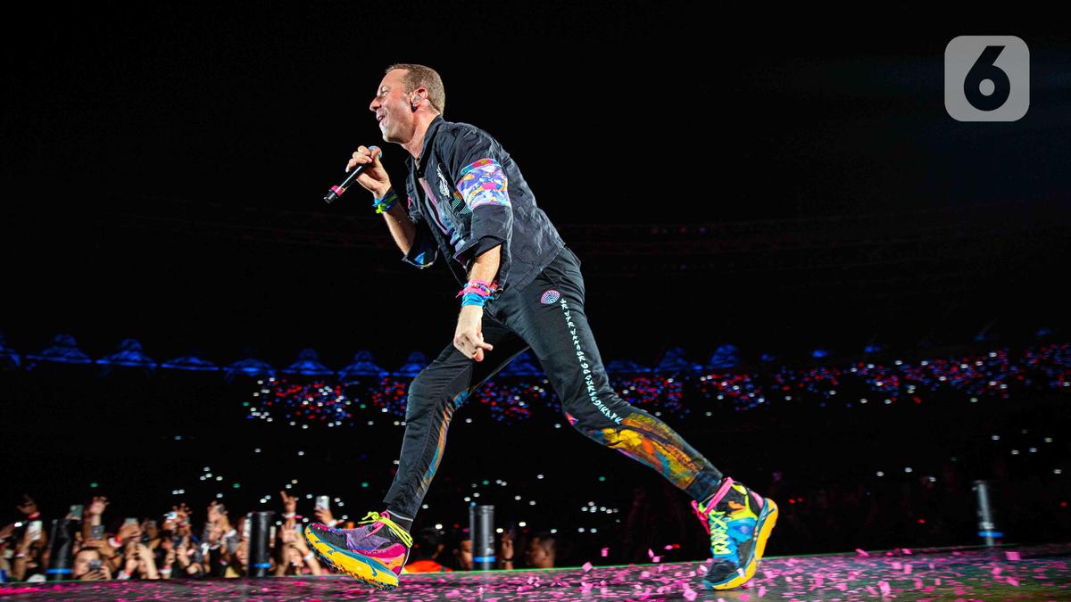 Coldplay Berikan Kejutan dengan Menghadirkan Maliq & D’Essentials di ...