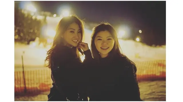 Wendah dan Wendy sama-sama memiliki paras cantik. Keduanya juga terlihat mirip.