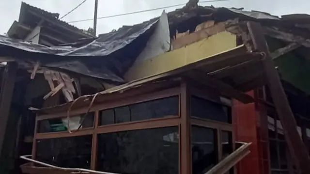 Angin Kencang Terjang Sukabumi