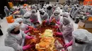 Kimchi paling sering disajikan sebagai lauk, juga bisa dimasukkan ke dalam sup dan semur, dengan penelitian menunjukkan bahwa lebih dari 90 persen orang Korea Selatan makan kimchi setiap hari. (AP Photo/Lee Jin-man)