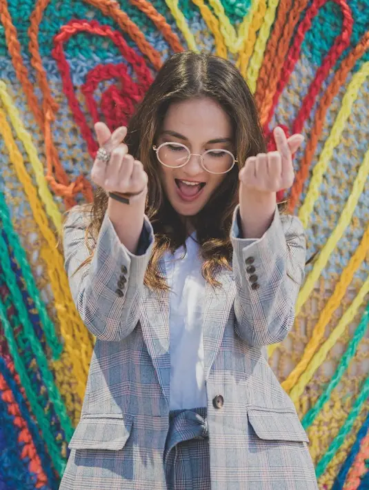 (Instagram/lunamaya)