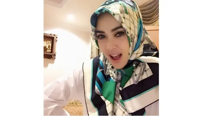 5 Potret Jadul Syahrini, Cetar Membahana Sedari Dulu