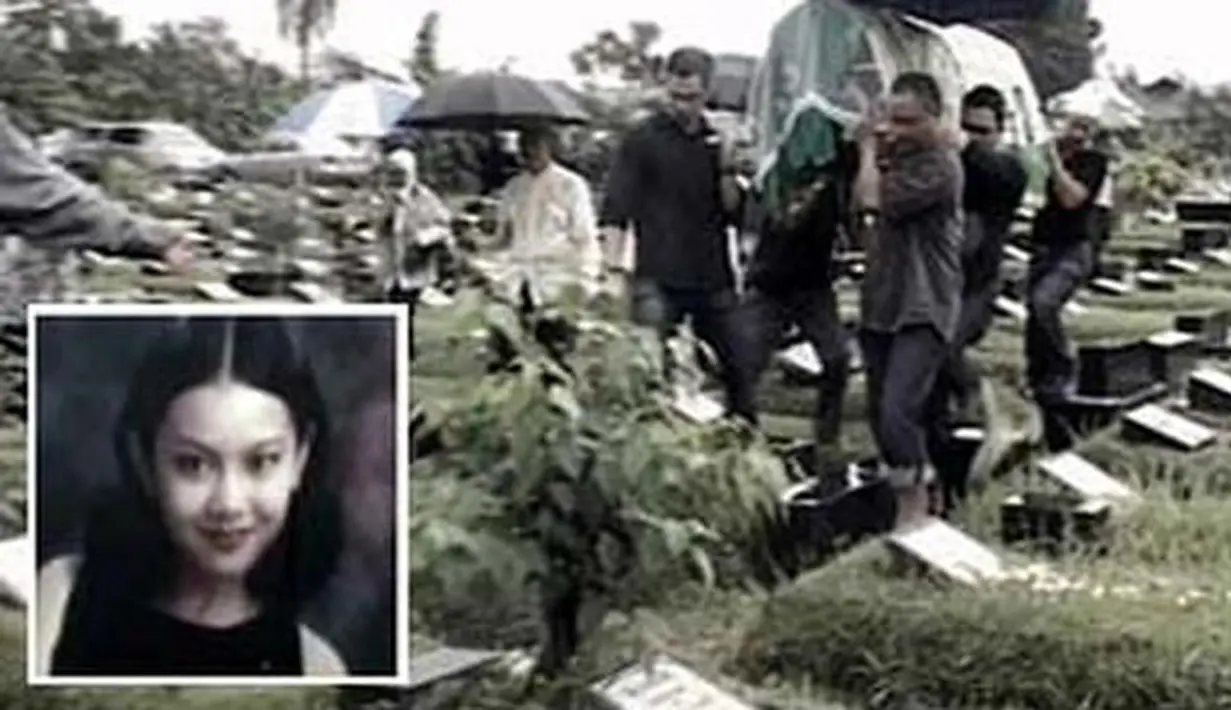 Valia Rahma, artis dan presenter meninggal dunia akibat kecelakaan di Bali Jumat (13/1/2012). Pemeran dalam film Hantu Jeruk Purut itu dimakamkan di TPU Tanah Kusir keesokan harinya. (istimewa)
