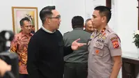 Gubernur Jabar Ridwan Kamil menggelar Rakor Pencegahan dan Penanganan Covid-19 bersama unsur Forum Komunikasi Pimpinan Daerah (Forkopimda) Jabar di Gedung Pakuan, Kota Bandung, Rabu (4/3/20) malam WIB.