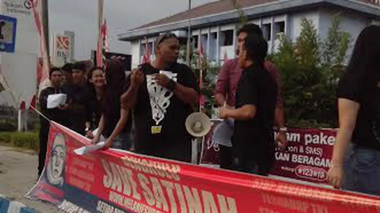 Sindir DPR, Mahasiswa Galang Dana untuk Satinah