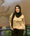 Okie Agustina resmi cerai dengan Gunawan Dwi Cahyo. Sidang cerai yang berlangsung di Pengadilan Agama Bogor itu mencapai putusan akhir pada Senin, 8 Januari 2024. Ibunda Kiesha Alvaro itu kembali menjanda. [Instagram/okieagustina_]