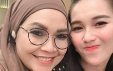 Tulis Doa Agar Selalu Menemani, Umi Kulsum Pamerkan 6 Potret Kebersamaan dengan Ayu Ting Ting