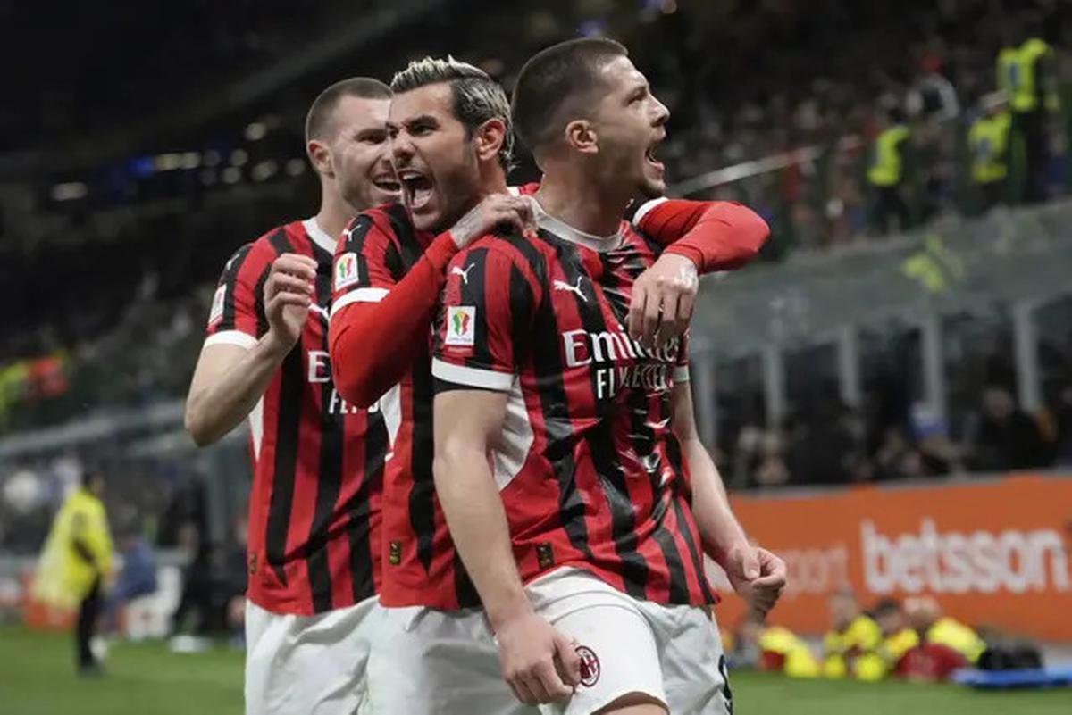 Conceicao Sudah Feeling AC Milan Bakal Hajar Inter, Puji Luka Jovic yang Bisa Turunkan Berat Badan