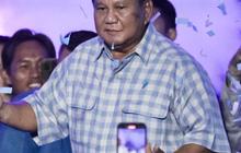 FOTO: Aksi Prabowo Joget Gemoy Usai Pidato Kemenangan Hasil Quick Count di Istora