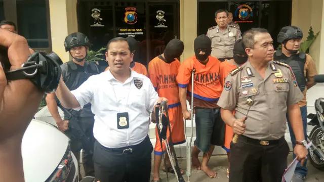 Gerombolan Perampok di Surabaya