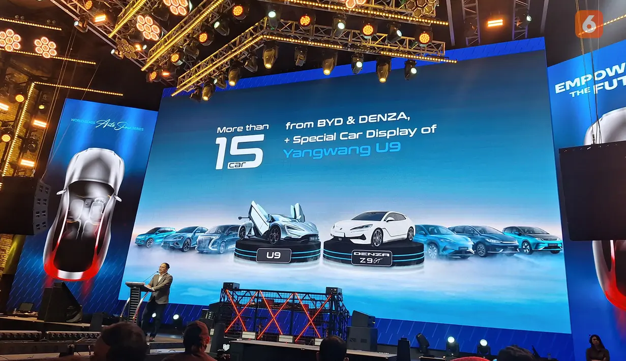 BYD dan Denza akan membawa satu line-up baru, dan akan membawa lebih dari 15 kendaraan di GIIAS 2025, dan juga mobil spesial Yangwang U9. Toyota juga akan membawa mobil listrik dan juga hybrid baru, dari varian Gazoo Racing. (Liputan6.com/Arief Aszhari)