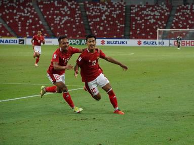 Pratama Arhan berhasil mencuri perhatian usai tampil memukau di laga terakhir fase grup Piala AFF 2020 dengan mencetak satu gol dan satu assist untuk Irfan Jaya. Bermain sebagai bek kiri, ia berhasil menjadi pemain aktif dan agresif di lapangan. (Dok. PSSI)