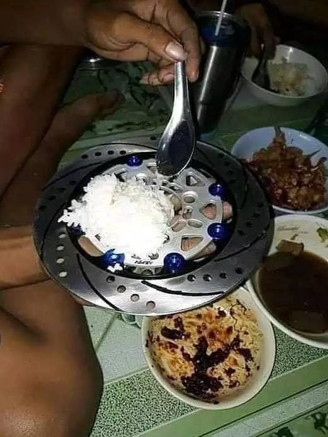 8 Potret Perlengkapan Makan Ini Nyeleneh, Bingung Cara Pakainya