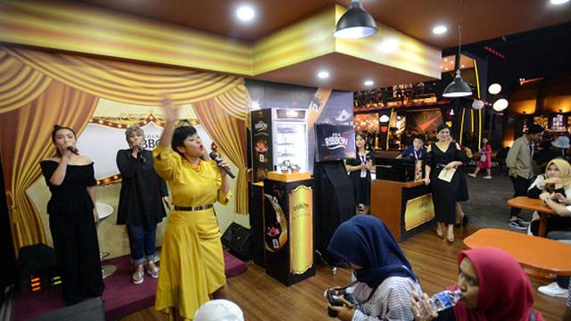 Bertabur Hadiah, Es Krim Gold Ribbon Diserbu Penonton JFF 2019