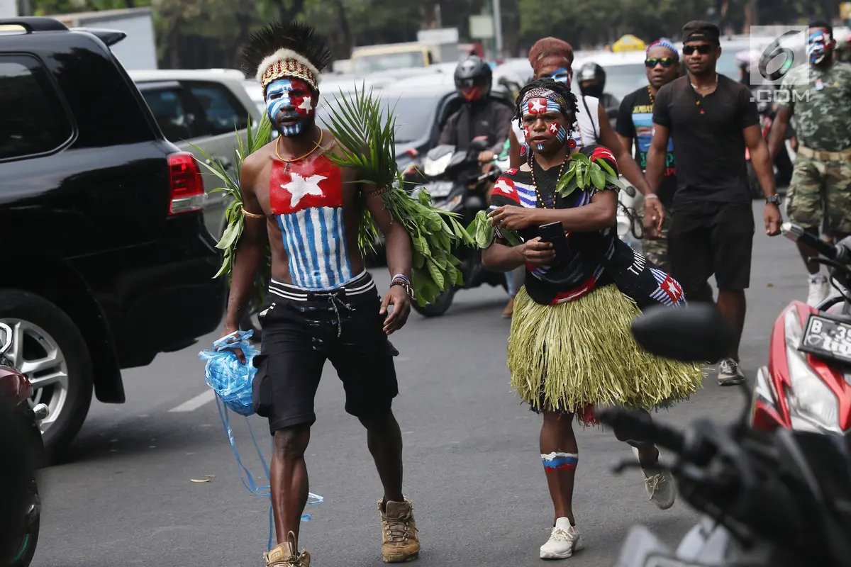 Demo di Depan Istana, Mahasiswa Papua Tuntut Referendum