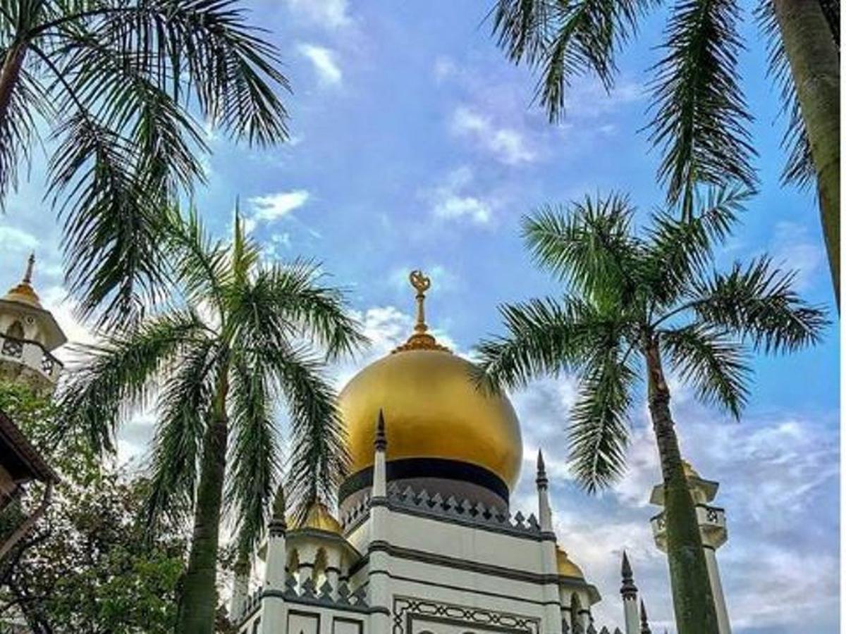 Bukan Hanya di Indonesia, Masjid Kubah Emas Juga Ada di ...