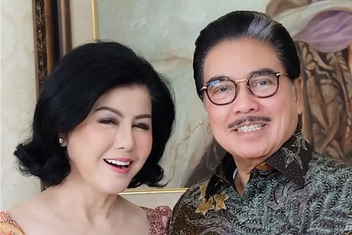 Diterpa Isu Cerai, Ini 6 Potret Kenangan Hotma Sitompul dan Desiree Tarigan