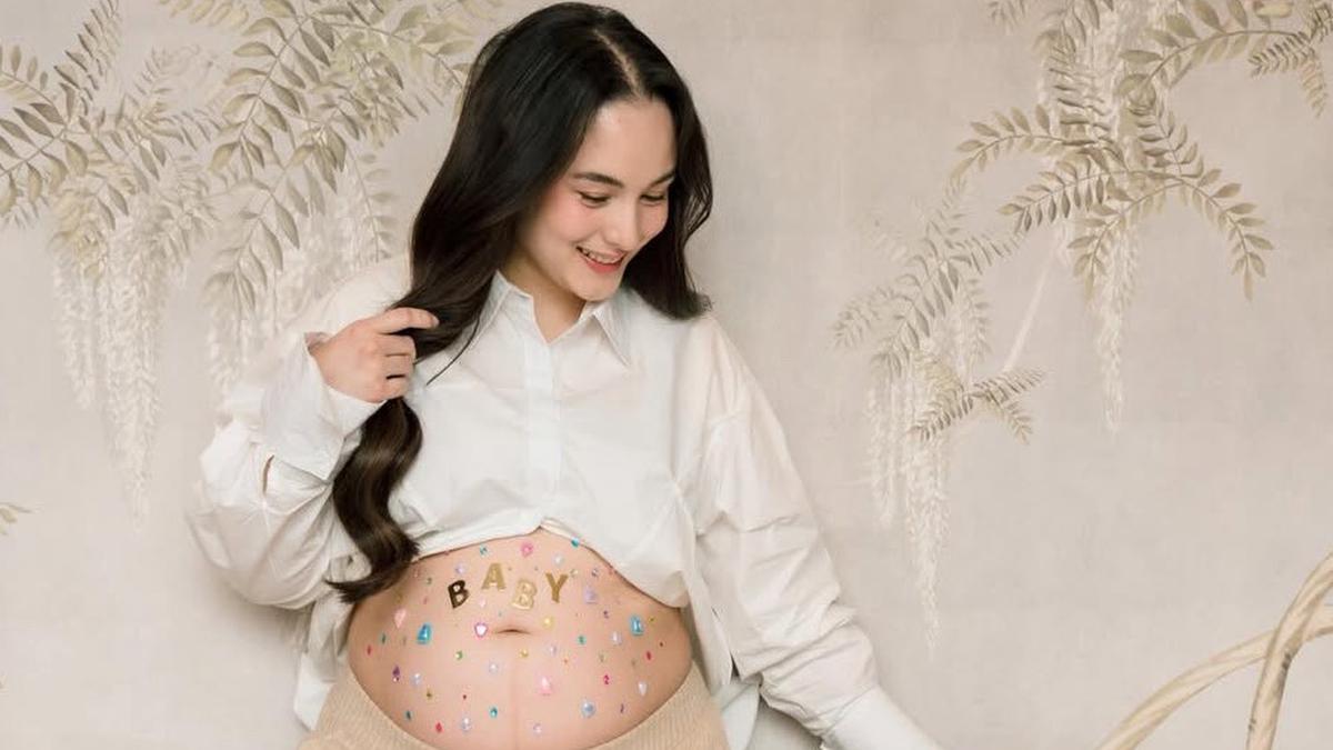 Maternity Shoot Chelsea Islan Hamil Anak Pertama dari Gaya Kasual hingga Elegan, Perlihatkan Baby Bump Menggemaskan
