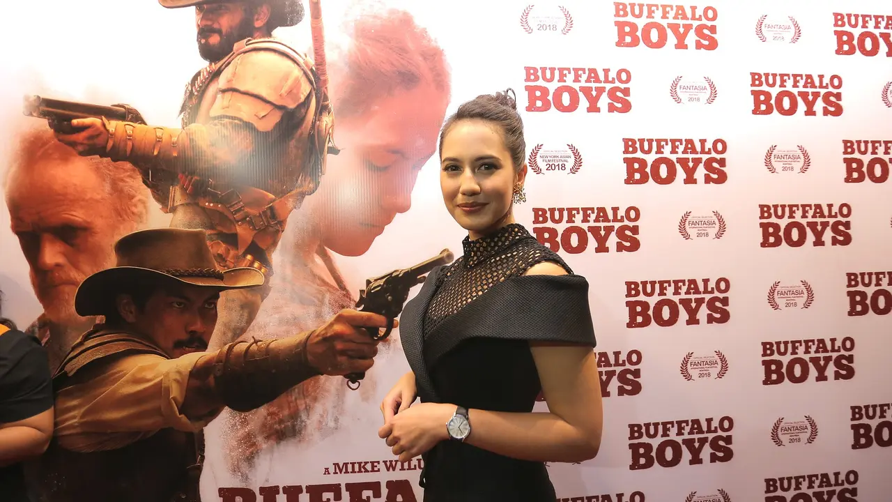 [Bintang] Pevita Pearce