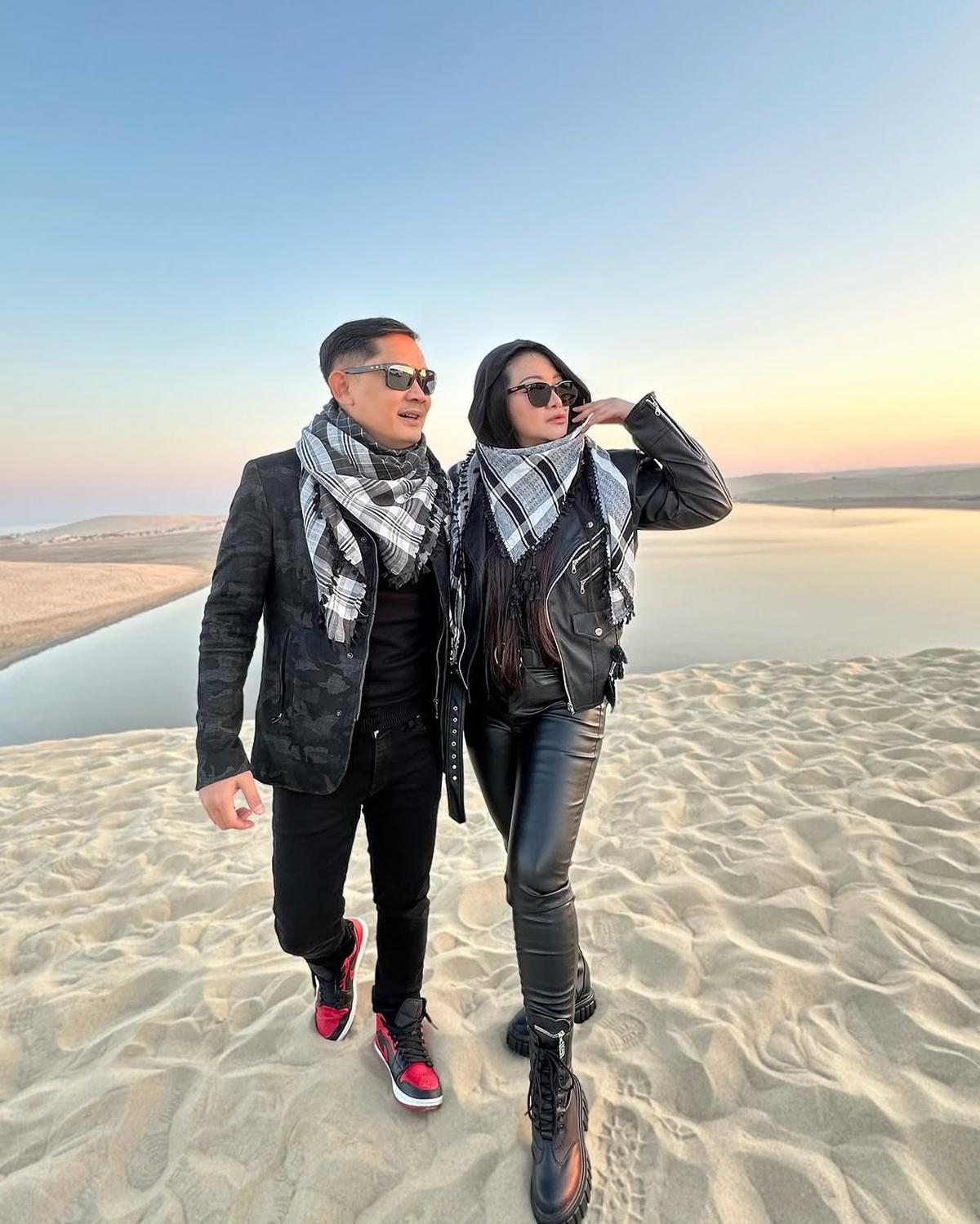 LDR Indonesia - Qatar, Ini Kisah Cinta Fitri Carlina yang Selalu Harmonis Bareng Suami Pilot
