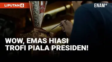 Ada yang istimewa pada tampilan trofi Piala Presiden 2024. Tampilannya kian mewah dengan emas murni 24 karat yang melapisi trofi persembahan untuk jawara Piala Presiden 2024.