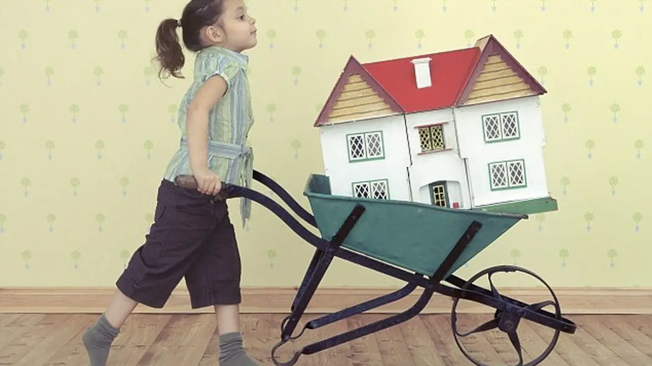 Ditinggal Si Bibi Mudik, Ini 3 Tips Agar Rumah Tetap Bersih