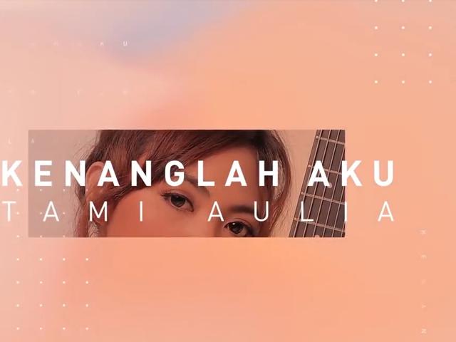 Tama Aulia Membawakan Ulang Lagu Bertajuk Kenanglah Aku Hits Dari Band Naff Showbiz Liputan6 Com Lirik dalam lagu 'kenanglah aku' menceritakan seorang yang berharap kekasihnya yang telah pergi untuk kembali. tama aulia membawakan ulang lagu