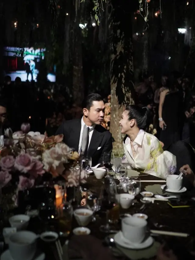 Potret mesra Sandra Dewi dan Suami