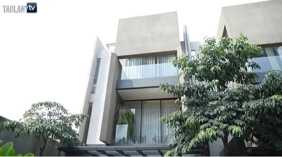 Tampilan Interior Rumah Aghniny Haque, Inspirasi Hunian untuk Anak Muda yang Belum Berkeluarga