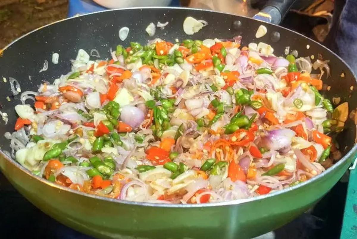 9 Sambal Matah Resep Autentik yang Menggugah Selera, Sederhana dan Mudah Dibuat