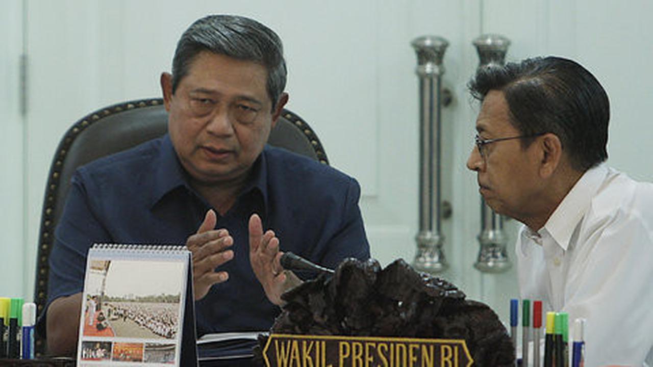 Lima tahun SBY digoyang Century