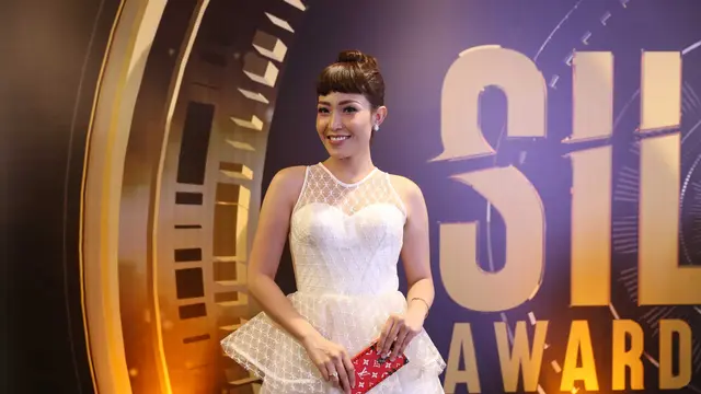 [Bintang] Ayu Dewi