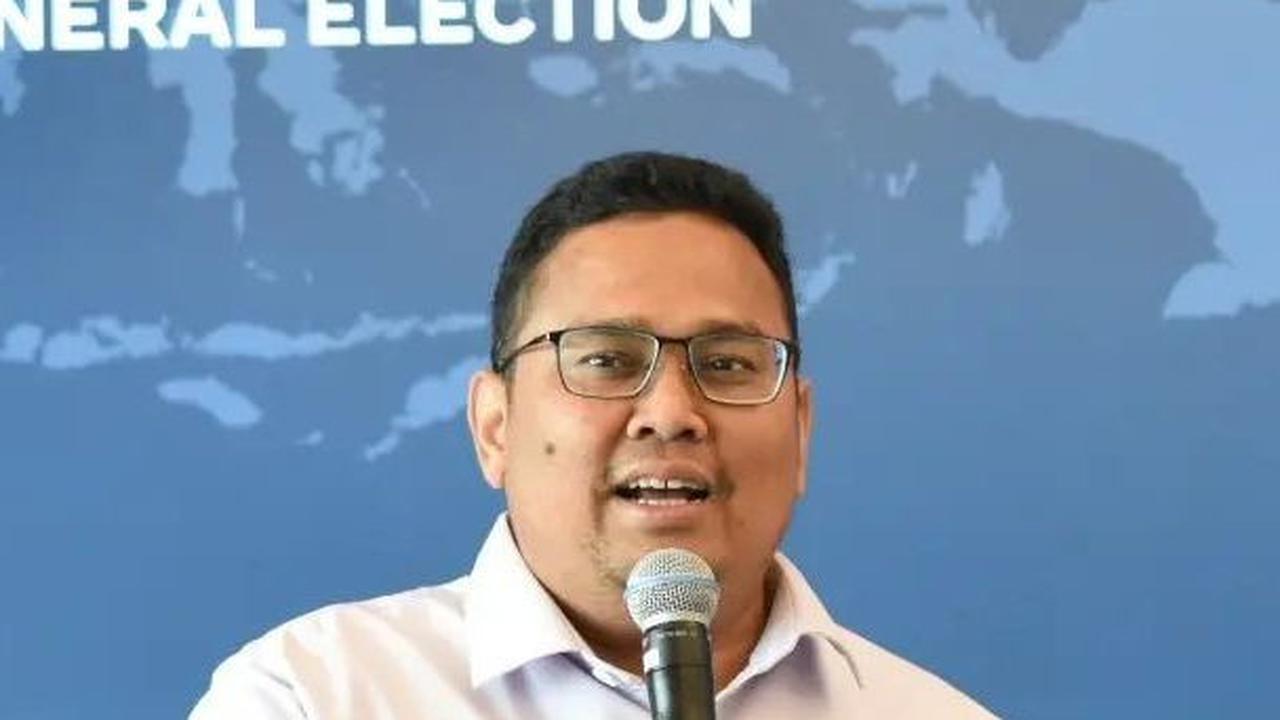 VIDEO: Ketua Bawaslu Celetuk Kata Mohon Doa Restu Baliho Pemilu "Memang Mau Sunatan?"