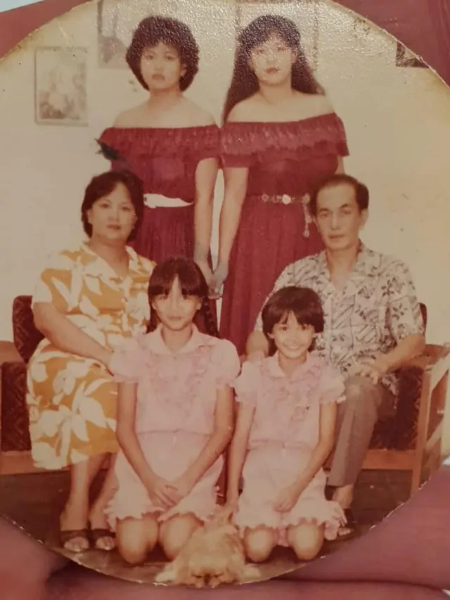 Jadi Model Bareng Andy Lau Tahun 90-an, Ini 7 Potret Lawas Susan Bachtiar